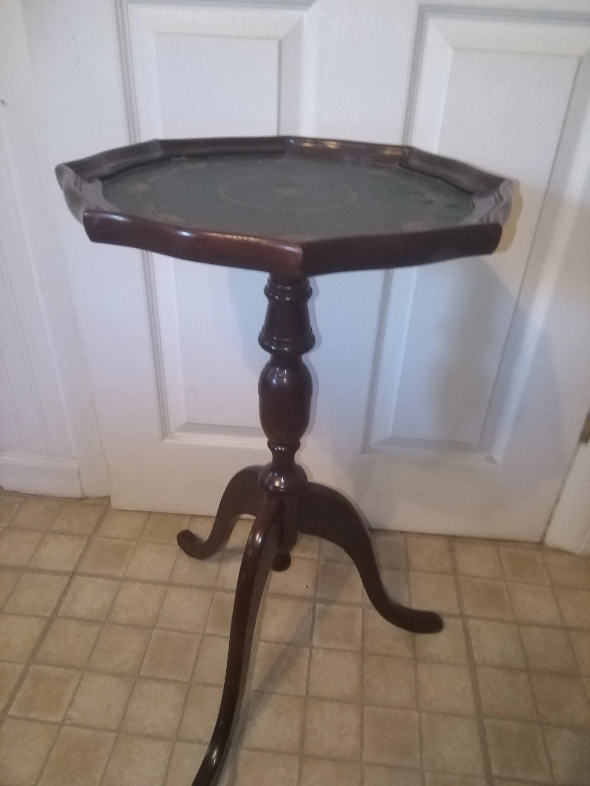 Vintage Mahogany Wood Pedestal Side Table with Leather Top